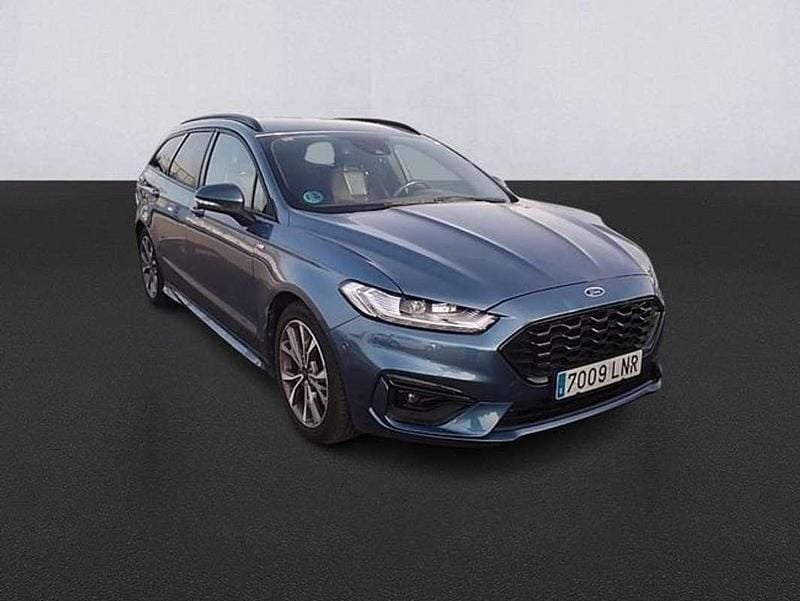 Usado Ford Mondeo ST-Line 188 CV (138 kW) 2021 Azul Familiar