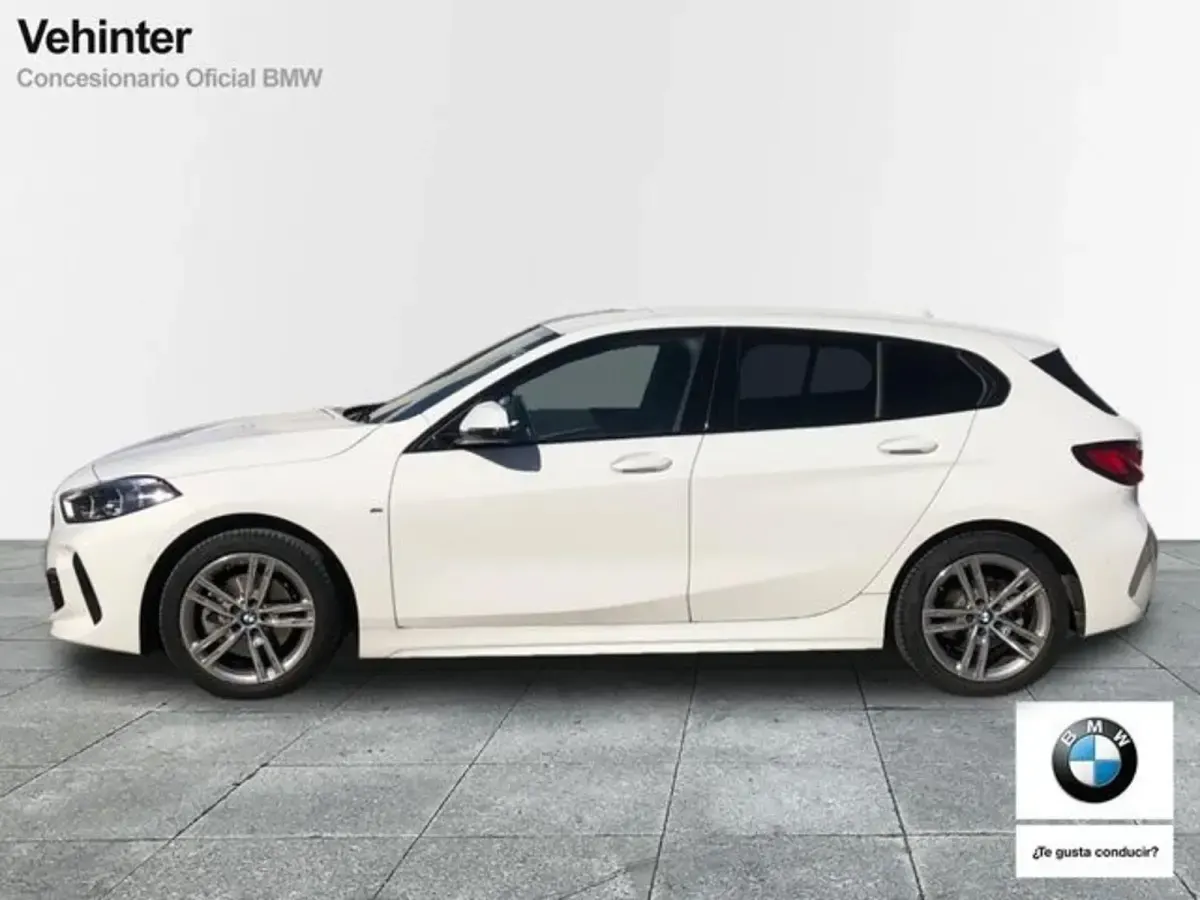 Usado BMW 118 Comfort Edition 150 CV (110 kW) 2023 Blanco Utilitario