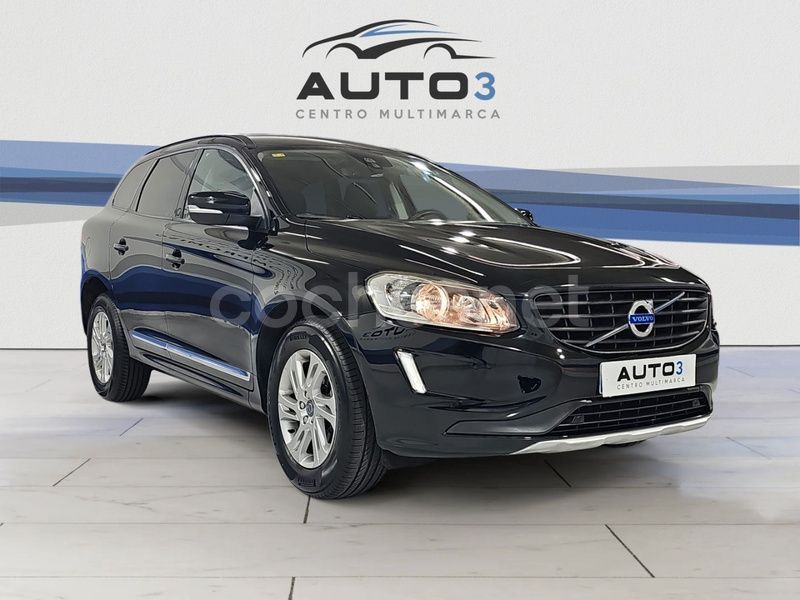 Negro Usado 2017 Volvo XC60 Kinetic SUV | 16.990 € (Precio justo) - Imagen 1/4