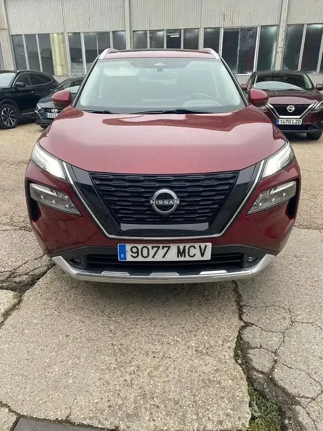 Usado Nissan X-Trail Tekna+ 213 CV (156 kW) 2022 Rojo SUV