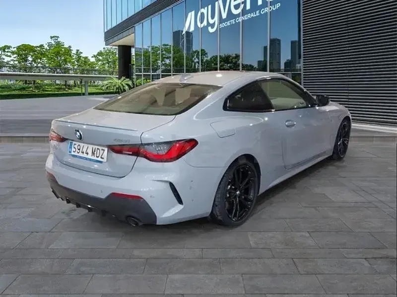 Usado BMW 420 Shadowline 184 CV (135 kW) 2023 Gris / plata Coupe