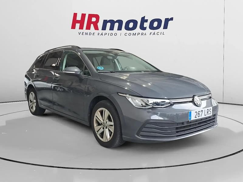 Negro Usado 2021 VW Golf VIII Life | 17.390 € (Buen precio) - Imagen 1/4