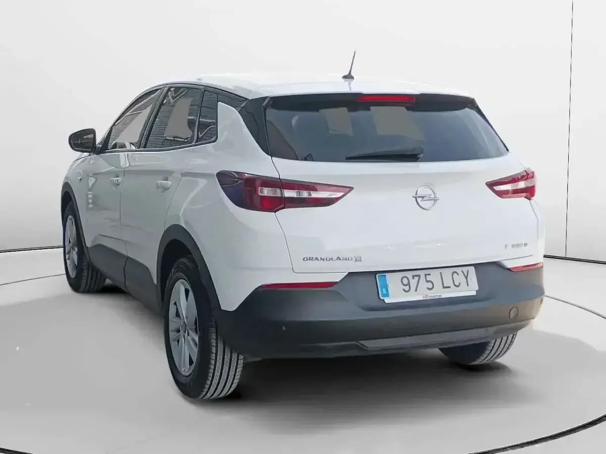 Usado Opel Grandland X Selective 130 CV (95 kW) 2019 Blanco SUV