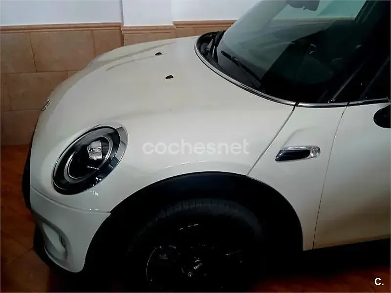 Usado Mini ONE 102 CV (75 kW) 2019 Blanco Utilitario
