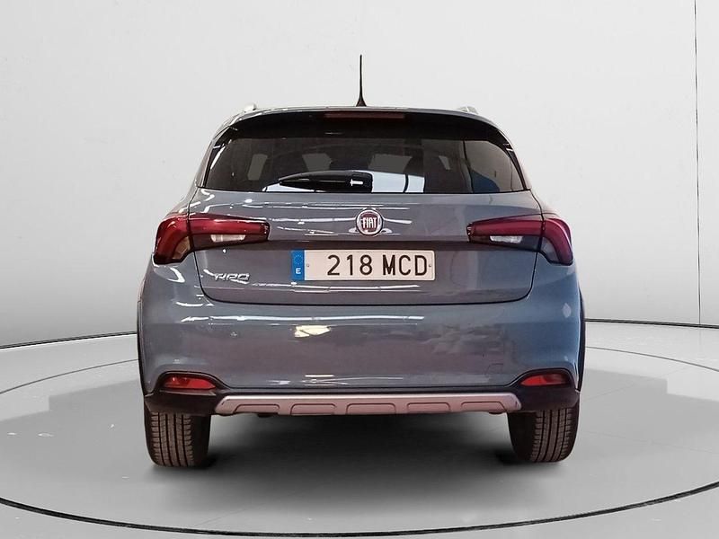 Usado Fiat Tipo Cross 101 CV (74 kW) 2022 Gris Berlina