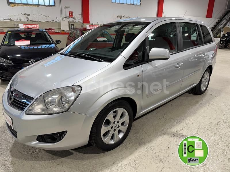 Beige Usado 2010 Opel Zafira Essentia Monovolumen | 4290 € (Precio justo) - Imagen 1/4