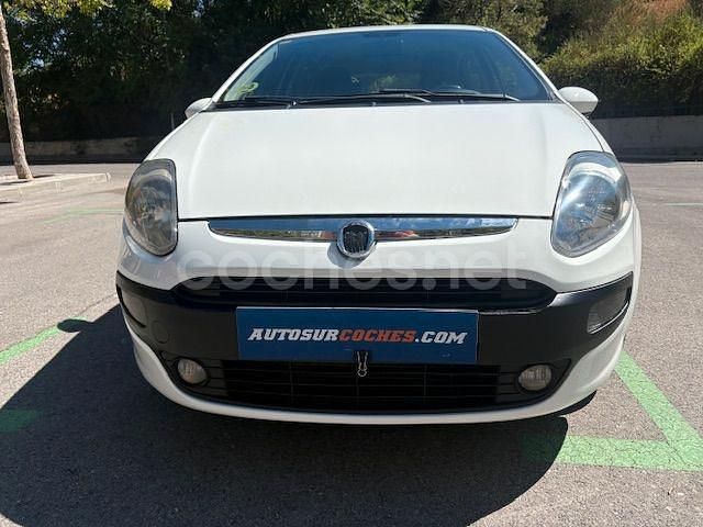 Usado Fiat Punto Sport 90 CV (66 kW) 2010 Blanco Berlina