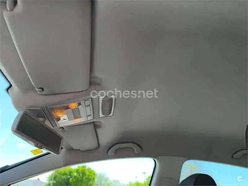 Usado Seat Leon Style 105 HP (77 kW) 2010 Branco Citadino