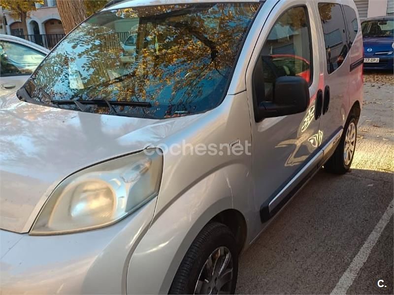 Usado Fiat Qubo Dynamic 95 CV (69 kW) 2014 Gris / plata Monovolumen