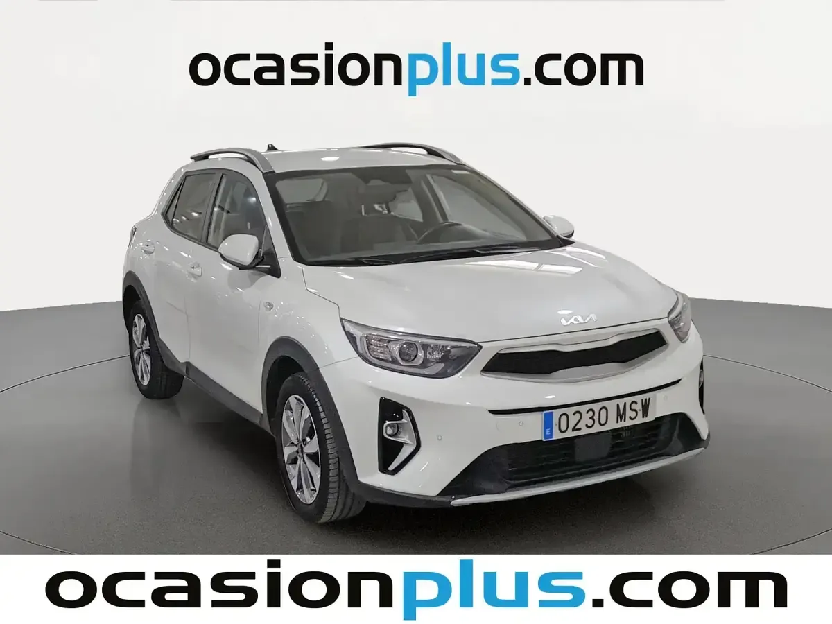 Usado Kia Stonic 100 CV (73 kW) 2024 Blanco SUV
