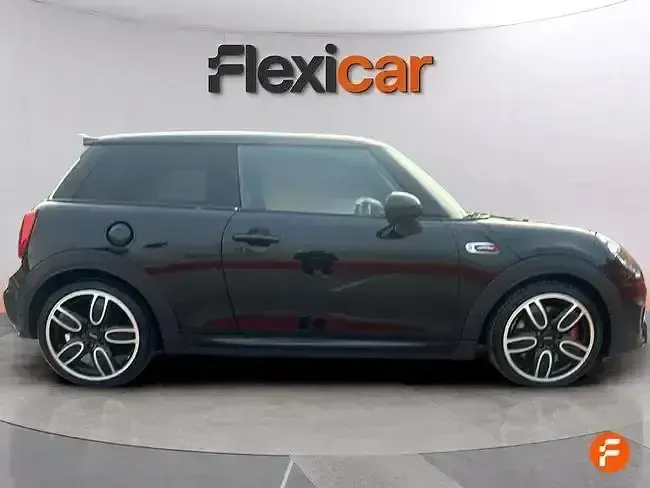 Usado Mini John Cooper Works 231 CV (169 kW) 2018 Negro Utilitario
