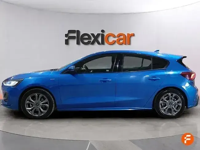 Usado Ford Focus ST-Line 125 CV (91 kW) 2023 Azul Berlina