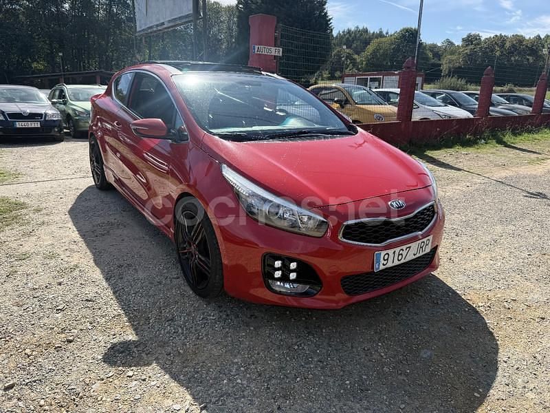 Rojo Usado 2016 Kia ProCeed GT-Line Utilitario | 7000 € (Buen precio) - Imagen 1/4