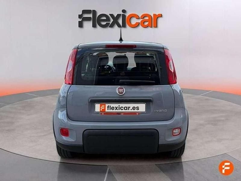 Usado Fiat Panda Comfort 71 CV (52 kW) 2023 Gris Utilitario