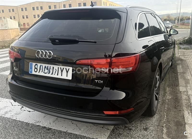 Usado Audi A4 S-Line 150 CV (110 kW) 2017 Negro Familiar
