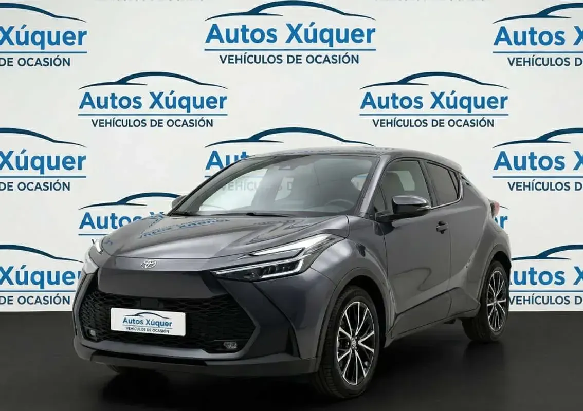 Usado Toyota C-HR Business Edition 140 CV (102 kW) 2025 Gris SUV