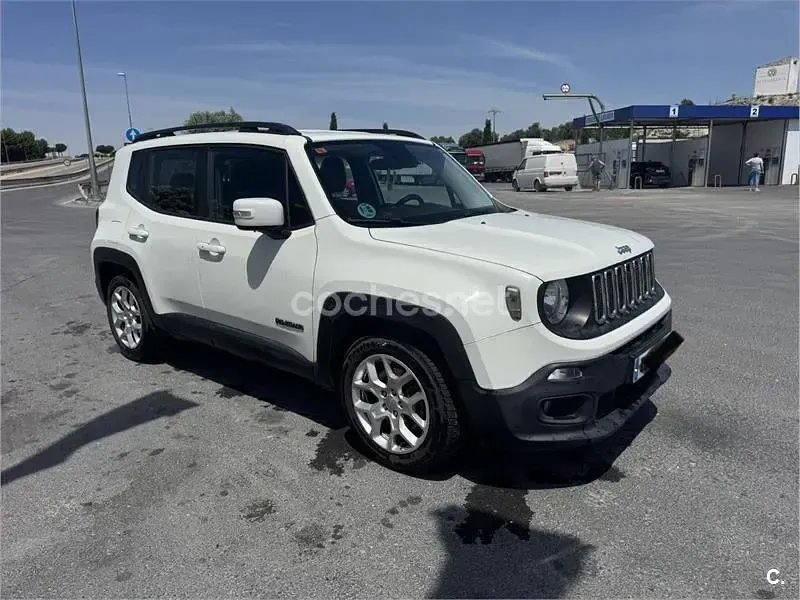 Usado Jeep Renegade Longitude 120 CV (88 kW) 2016 Blanco SUV