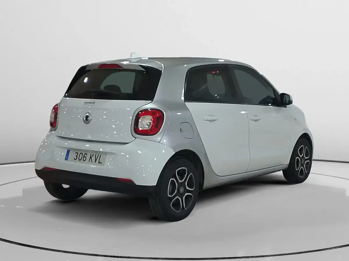 Usado Smart ForFour Electric Drive 60 kW (82 CV) 2019 Gris Utilitario