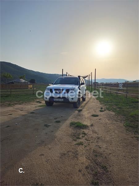 Blanco Usado 2007 Nissan Pathfinder XE SUV | 9500 € (Un poco caro) - Imagen 1/4