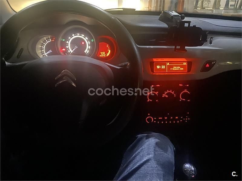 Usado Citroën C3 Live 68 CV (50 kW) 2016 Blanco Berlina