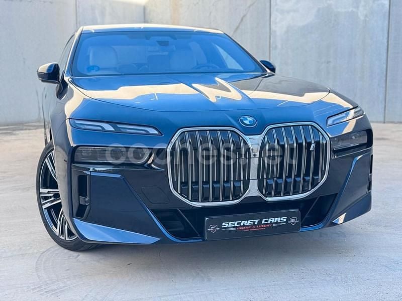 Eléctrico Usado 2022 BMW i7 Comfort Edition Berlina | 82.000 € - Imagen 1/4