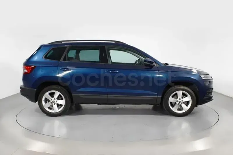 Usado Skoda Karoq Ambition 150 CV (110 kW) 2019 Azul SUV