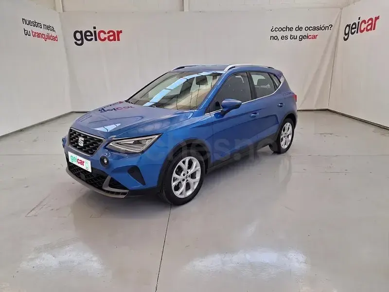 Usado Seat Arona FR 115 CV (84 kW) 2025 Azul SUV