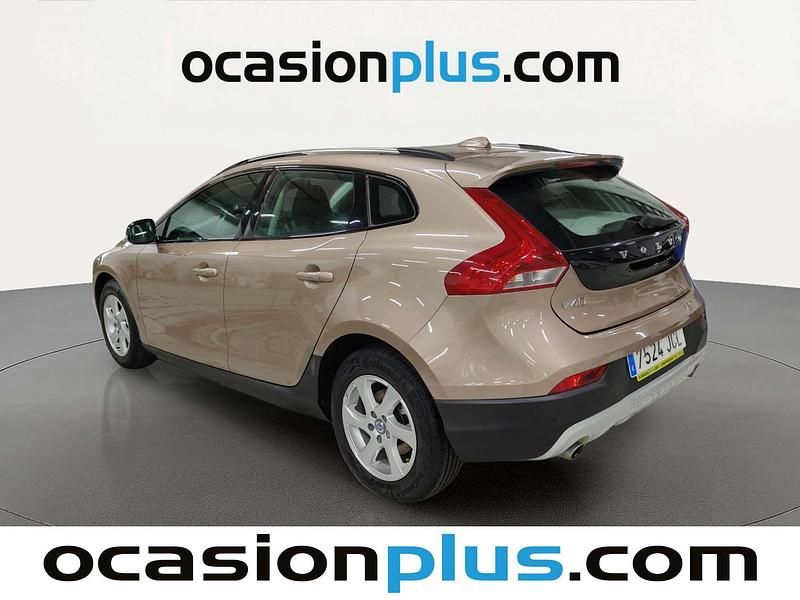 Usado Volvo V40 CC Momentum 150 CV (110 kW) 2015 Marrón Familiar