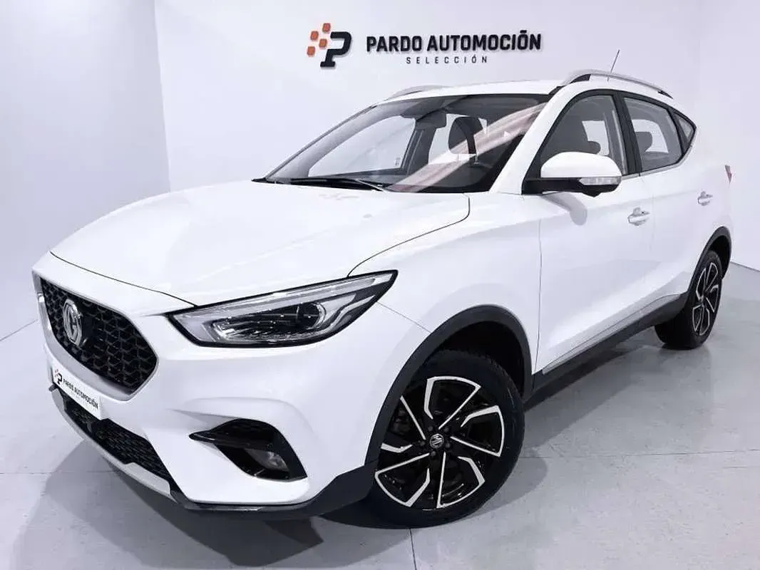 Usado MG ZS Luxury 106 HP (77 kW) 2022 Branco SUV