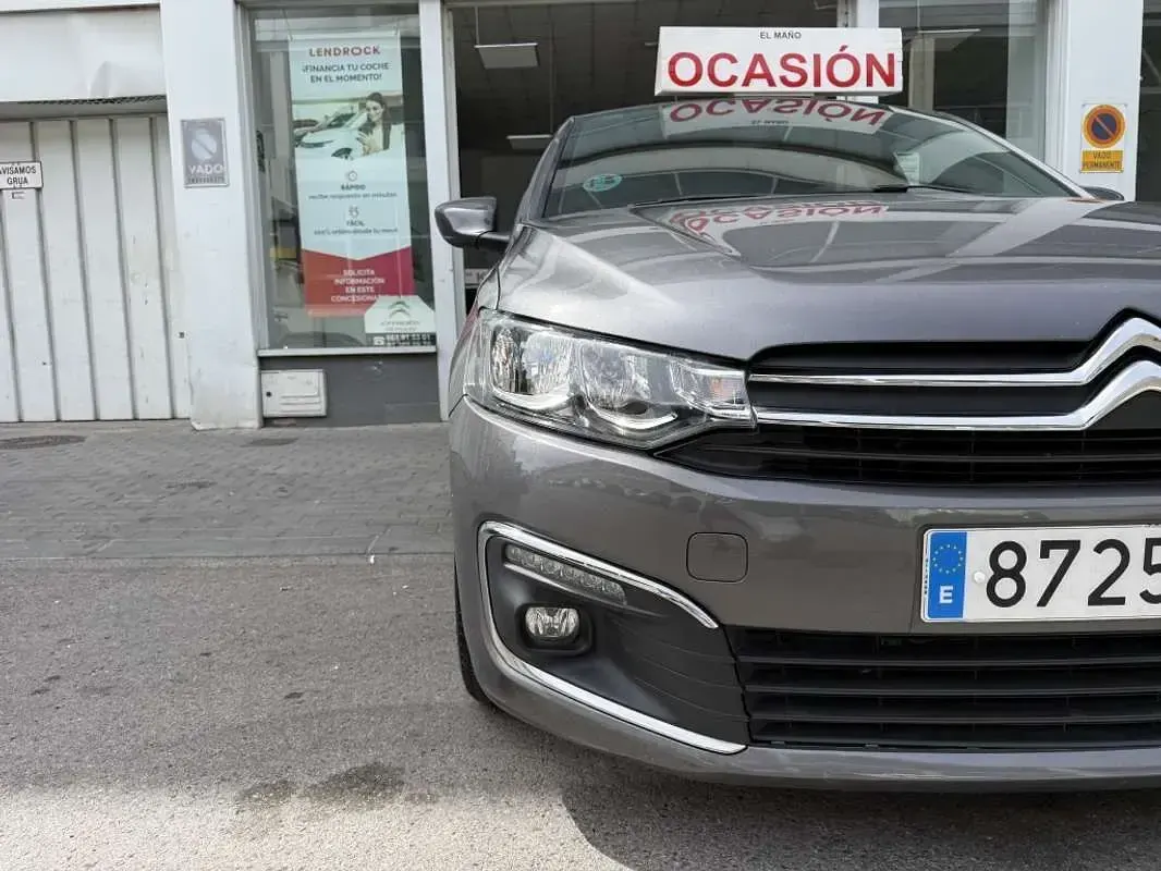 Usado Citroën C-Elysee I PureTech 82 CV (60 kW) 2019 Plateado Berlina