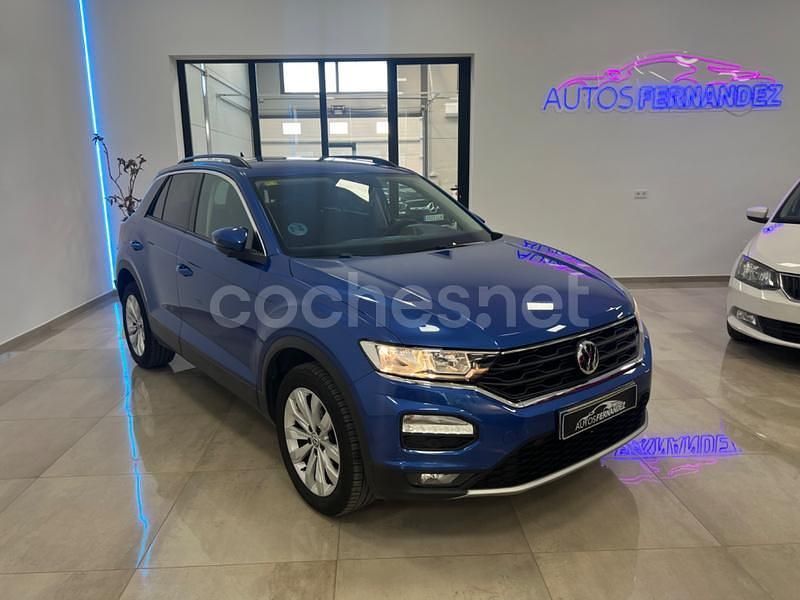 Usado VW T-Roc Advance 110 CV (80 kW) 2020 Azul SUV