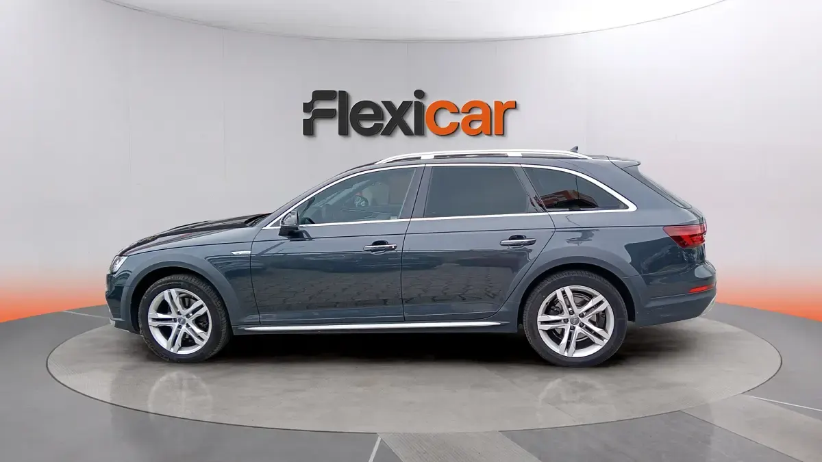 Usado Audi A4 Allroad Premium 163 CV (119 kW) 2018 Negro Familiar