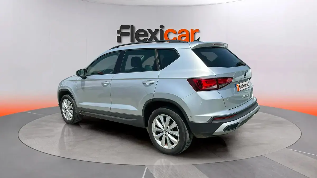 Usado Seat Ateca Style 150 CV (110 kW) 2023 Gris SUV