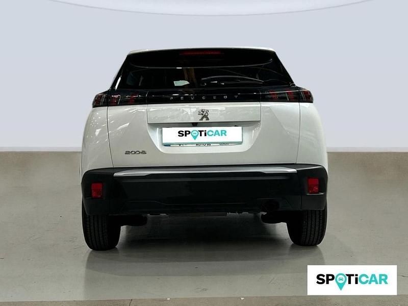 Usado Peugeot 2008 Active 100 CV (73 kW) 2023 SUV
