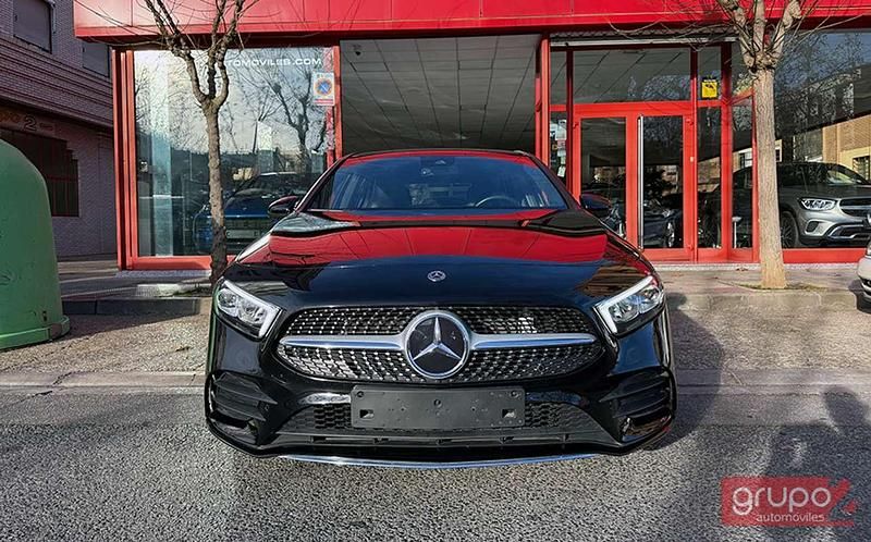 Usado Mercedes A200 163 CV (119 kW) 2019 Negro Berlina