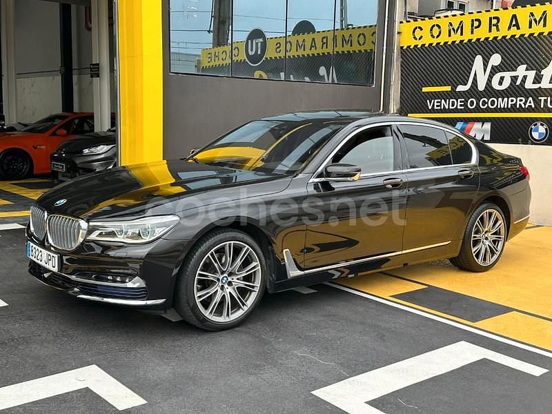 Negro Usado 2016 BMW 730 Berlina | 29.999 € (Caro) - Imagen 1/4