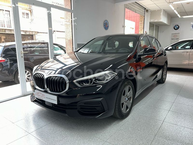 Negro Usado 2021 BMW 118 Utilitario | 22.900 € (Precio justo) - Imagen 1/4