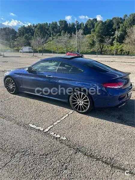 Usado Mercedes C250 AMG line 204 CV (150 kW) 2016 Azul Coupe
