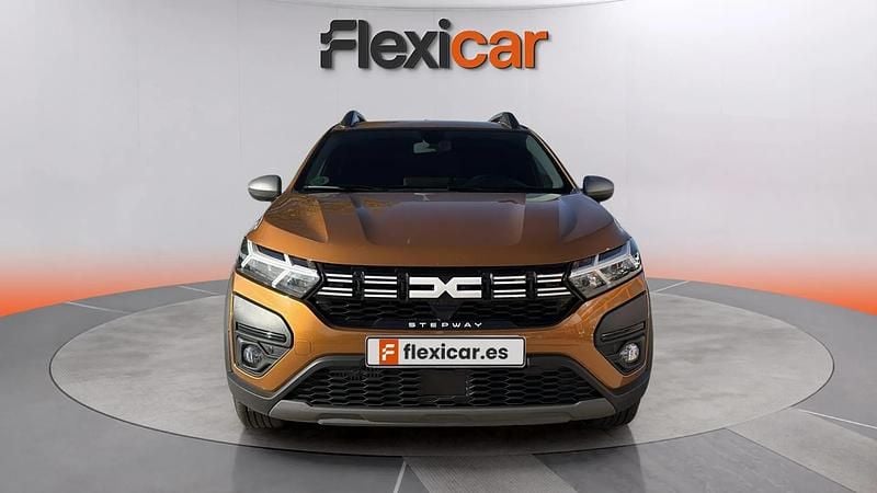 Usado Dacia Sandero Expression 110 CV (80 kW) 2023 Naranja Utilitario