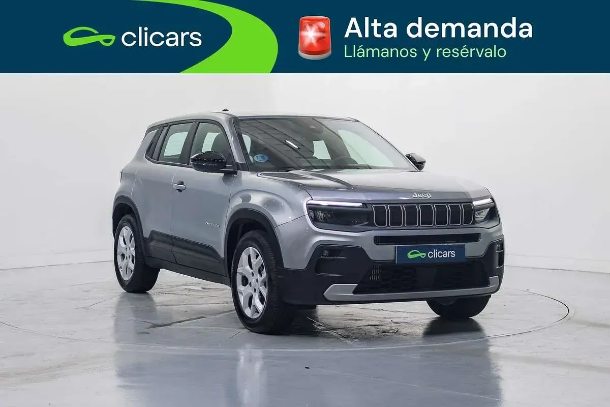 Usado Jeep Avenger Altitude 101 CV (74 kW) 2025 Plateado SUV