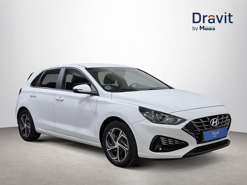 Blanco Usado 2021 Hyundai i30 Berlina | 17.990 € (Precio justo) - Imagen 1/4
