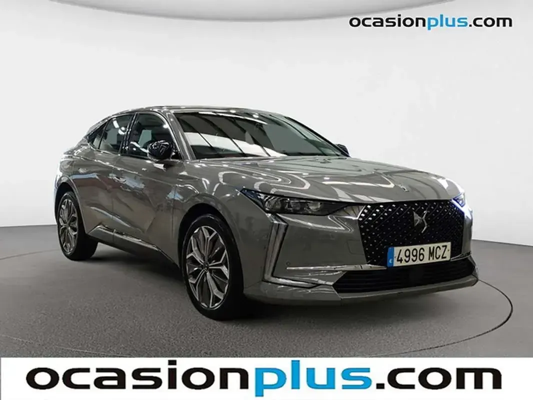 Usado DS Automobiles DS4 Trocadero 131 CV (96 kW) 2022 Gris SUV