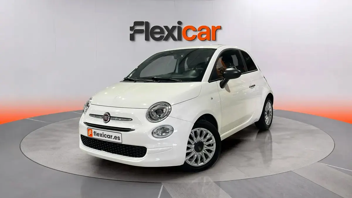 Usado Fiat 500 70 CV (51 kW) 2022 Blanco Berlina