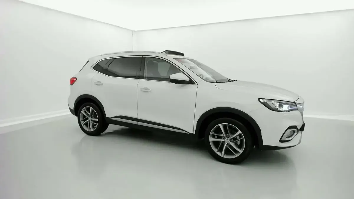 Usado MG HS Luxury 162 CV (119 kW) 2023 Blanco SUV