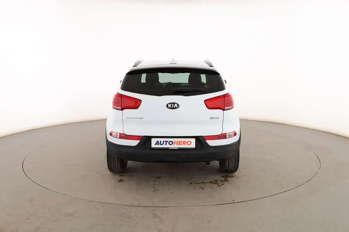 Usado Kia Sportage 135 CV (99 kW) 2016 Blanco SUV