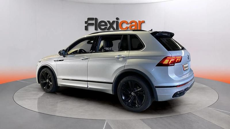 Usado VW Tiguan R-line 150 CV (110 kW) 2020 Gris SUV