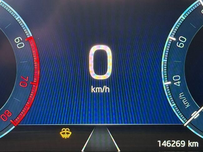 Usado Skoda Octavia 110 CV (80 kW) 2021 Blanco Familiar