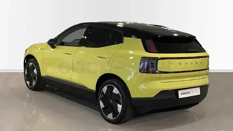 Usado Volvo EX30 Plus 200 kW (272 CV) 2024 Eléctrico SUV