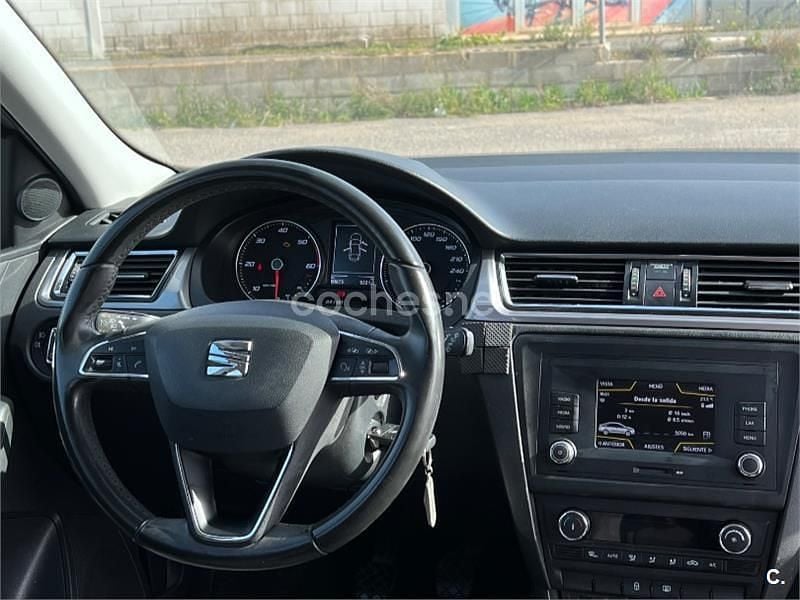 Usado Seat Toledo Style 115 CV (84 kW) 2015 Gris / plata Utilitario