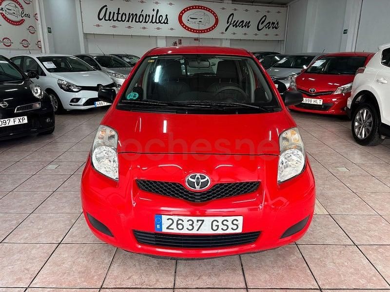 Usado Toyota Yaris Live 69 CV (50 kW) 2009 Rojo Utilitario